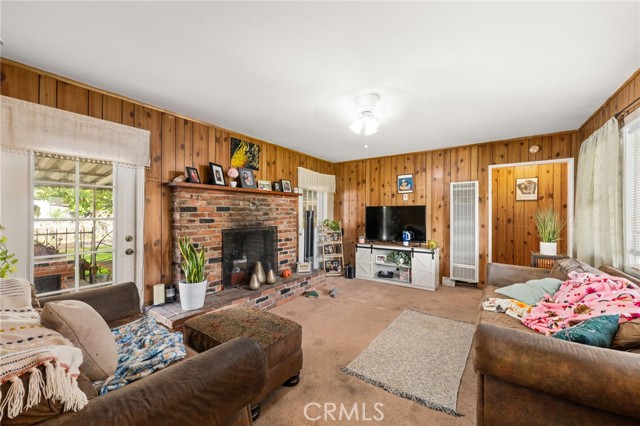 Detail Gallery Image 14 of 37 For 12652 Oaks Ave, Chino,  CA 91710 - 3 Beds | 1 Baths