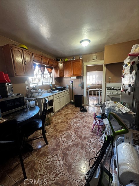 Detail Gallery Image 18 of 21 For 281 E 48th St, Los Angeles,  CA 90011 - – Beds | – Baths