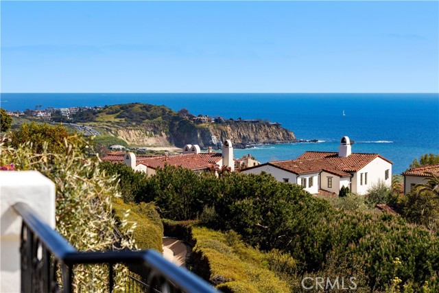 Detail Gallery Image 30 of 42 For 26 Cliffhouse Bluff, Newport Coast,  CA 92657 - 5 Beds | 4/1 Baths