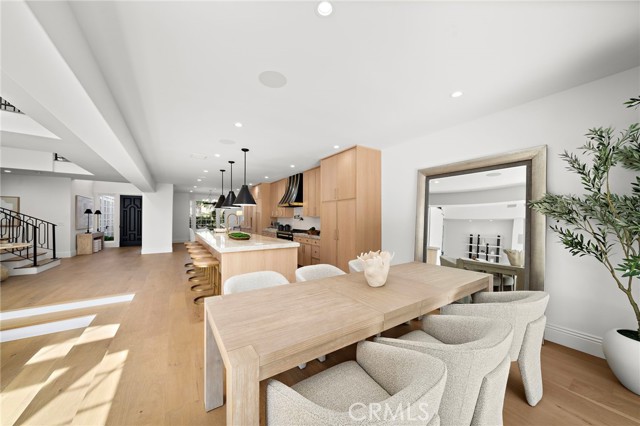 48 Belcourt Drive, Newport Beach CA: https://media.crmls.org/medias/8a6fc0b0-d9b7-4d45-8bb0-91bfe90a2b51.jpg