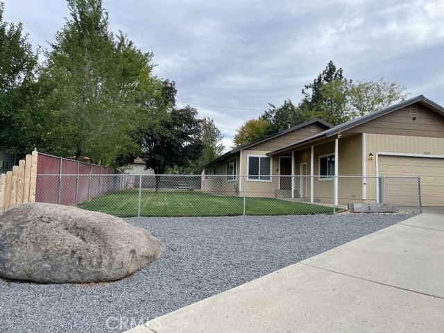 Detail Gallery Image 1 of 1 For 1130 Paiute Ln, Susanville,  CA 96130 - 3 Beds | 2/1 Baths