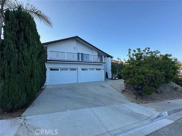915 Whitehaven, Glendale CA: https://media.crmls.org/medias/8a71867d-40e3-40bc-8930-efd559cac4f2.jpg