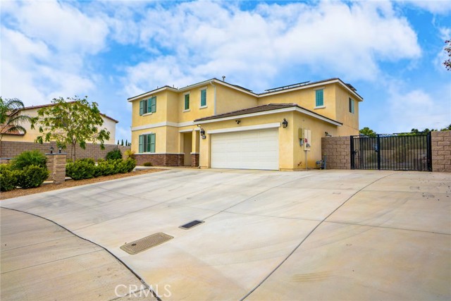 Detail Gallery Image 1 of 61 For 11703 Periwinkle Pl, Jurupa Valley,  CA 91752 - 5 Beds | 3 Baths