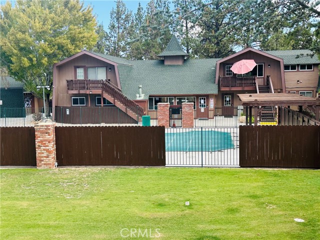 391 Montclair Dr #41, Big Bear City CA: https://media.crmls.org/medias/8a71d693-e21a-49b3-93fd-b21a79a2ae7e.jpg
