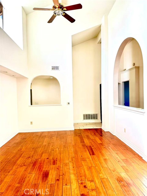 Detail Gallery Image 21 of 25 For 9513 Sunflower St, Rancho Cucamonga,  CA 91737 - 4 Beds | 3 Baths