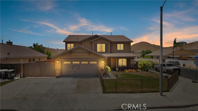 Detail Gallery Image 1 of 1 For 487 Louisville St, Hemet,  CA 92545 - 6 Beds | 2/1 Baths