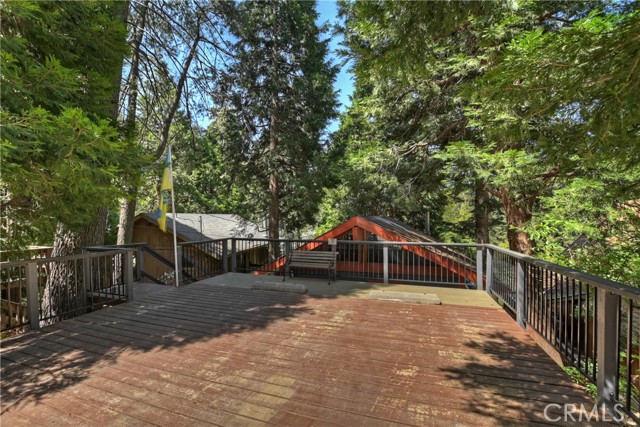 Detail Gallery Image 32 of 33 For 760 Lake Dr, Lake Arrowhead,  CA 92352 - 3 Beds | 2 Baths