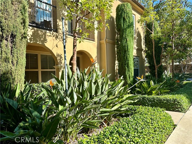 Detail Gallery Image 2 of 14 For 18 Serenity, Irvine,  CA 92618 - 2 Beds | 1/1 Baths