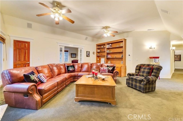 Detail Gallery Image 52 of 74 For 490 Bay View Ct, Lake Arrowhead,  CA 92352 - 5 Beds | 6/1 Baths