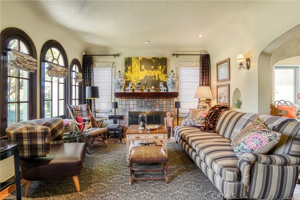 MLS #SR25239659 image #8