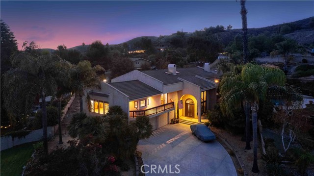 3225 Yardley Place, Simi Valley CA: https://media.crmls.org/medias/8a7522ce-4047-4912-a09a-64bffb07f833.jpg
