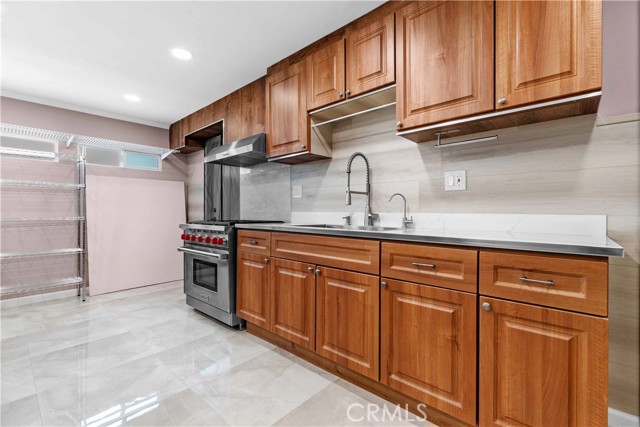 3348 Burritt Way, La Crescenta CA: https://media.crmls.org/medias/8a75d1f9-2678-4ac3-a28e-fbb24b985a01.jpg