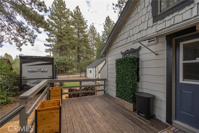 Detail Gallery Image 24 of 29 For 767 Pine Knot Bld, Big Bear Lake,  CA 92315 - 1 Beds | 1 Baths