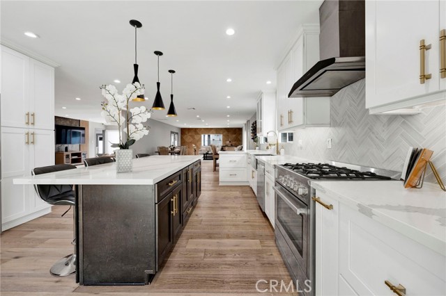 Image 2 of 18 For 4912 Alonzo Avenue