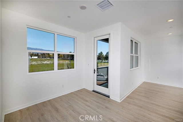 Detail Gallery Image 8 of 21 For 4085 E Liliana Paseo #72,  Ontario,  CA 91764 - 3 Beds | 3/1 Baths