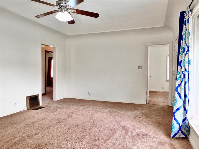 10505 Artesia Blvd., Bellflower CA: https://media.crmls.org/medias/8a77134d-7a51-4311-9465-e2b060e4957a.jpg