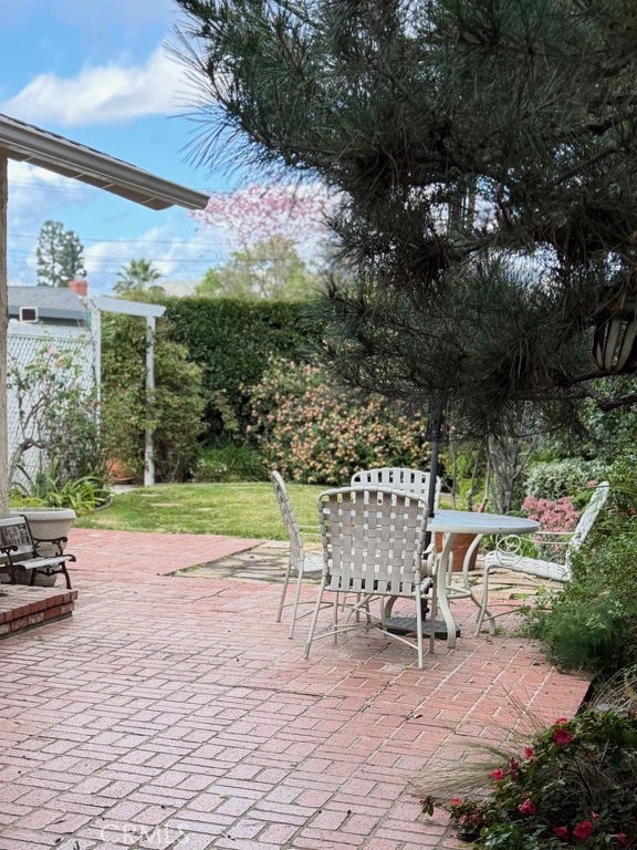 Detail Gallery Image 17 of 26 For 16418 Minnehaha St, Granada Hills,  CA 91344 - 3 Beds | 2 Baths