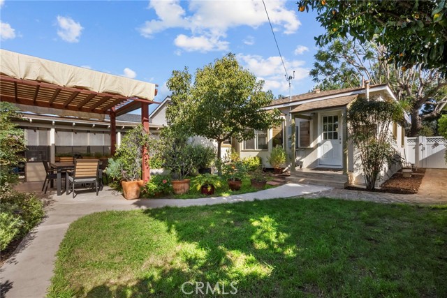 Detail Gallery Image 2 of 46 For 2871 Daisy Ave, Long Beach,  CA 90806 - 3 Beds | 2 Baths