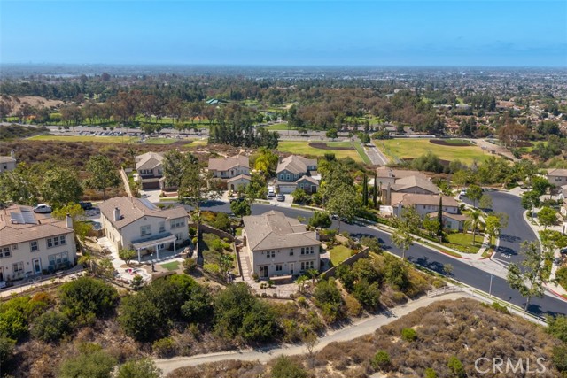 2889 Muir Trail Drive, Fullerton CA: https://media.crmls.org/medias/8a784f62-e92d-474b-9e98-ebf199cf3b2c.jpg