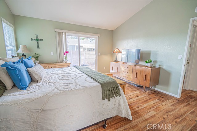 Detail Gallery Image 23 of 74 For 20164 Crestview Dr., Canyon Country,  CA 91351 - 3 Beds | 2 Baths
