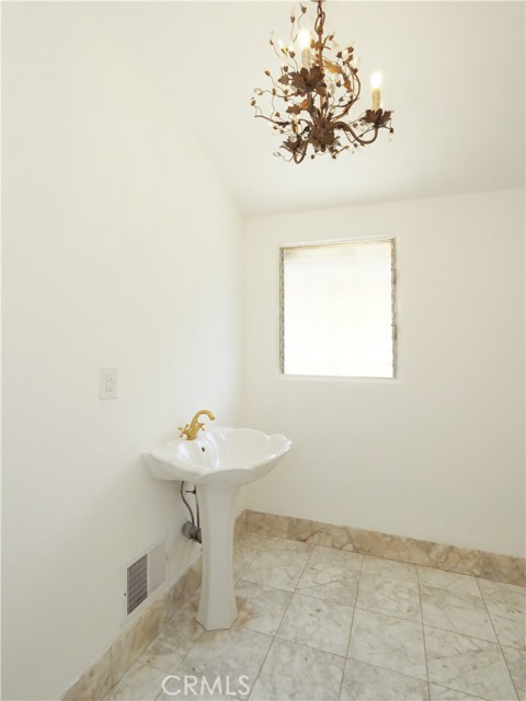 Detail Gallery Image 37 of 45 For 529 Palos Verdes Dr, Palos Verdes Estates,  CA 90274 - 4 Beds | 4 Baths