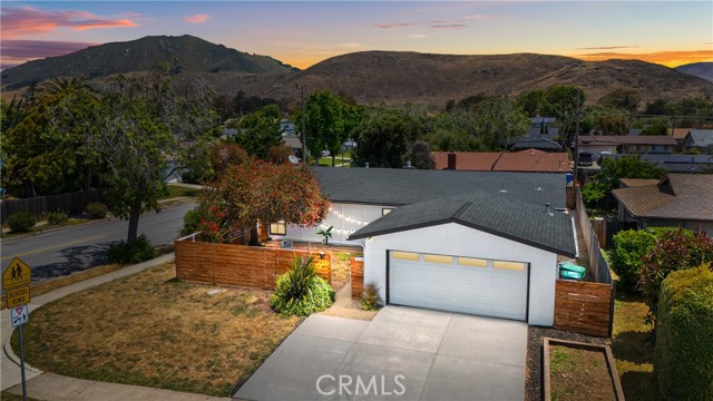 1466 Balboa Street, San Luis Obispo CA: https://media.crmls.org/medias/8a79399b-31ab-40fd-a122-3e36baec4f86.jpg