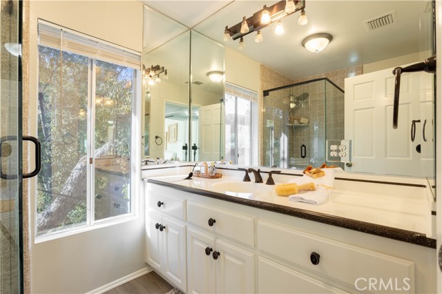 1001 Briarcliff photo 21