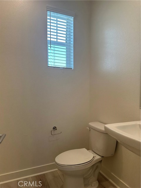 Detail Gallery Image 5 of 25 For 4230 S Hollyhock Paseo #82,  Ontario,  CA 91761 - 3 Beds | 2/1 Baths