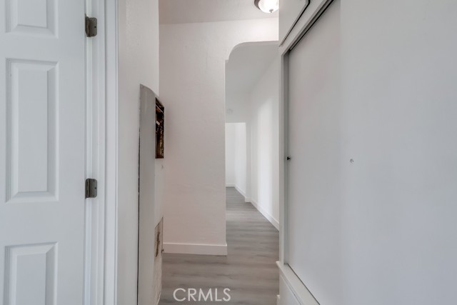 1009 Coronado Avenue, Long Beach CA: https://media.crmls.org/medias/8a7bbe2d-1226-446c-8688-720d47d631f3.jpg