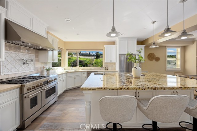 Detail Gallery Image 10 of 47 For 2015 Kleck Rd, Paso Robles,  CA 93446 - 4 Beds | 3 Baths