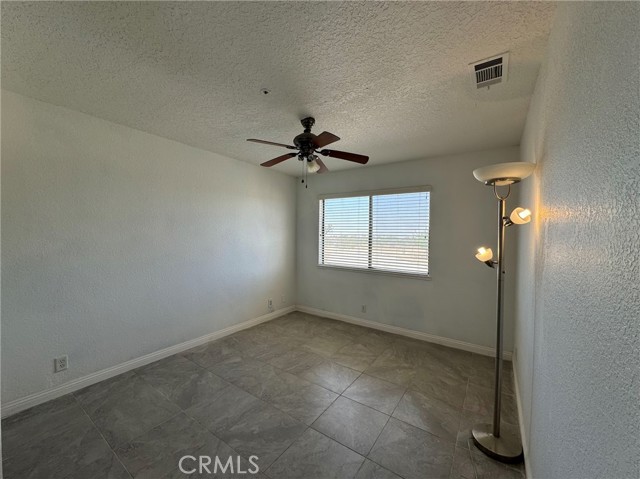 Detail Gallery Image 17 of 28 For 13684 Centola Rd, Phelan,  CA 92371 - 3 Beds | 2 Baths