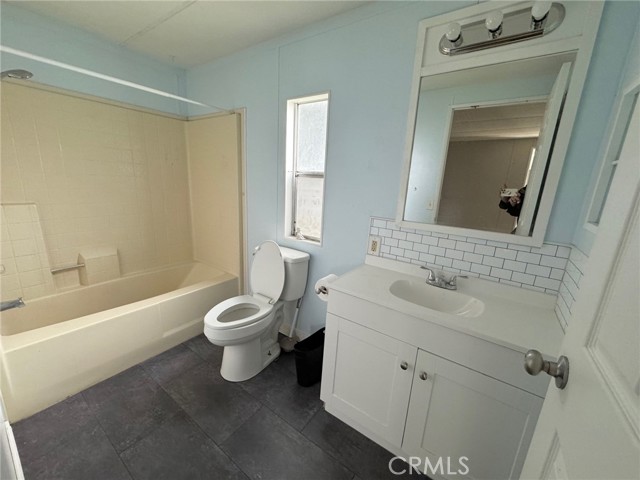 Detail Gallery Image 9 of 15 For 7717 Church Ave #144,  Highland,  CA 92346 - 3 Beds | 2 Baths