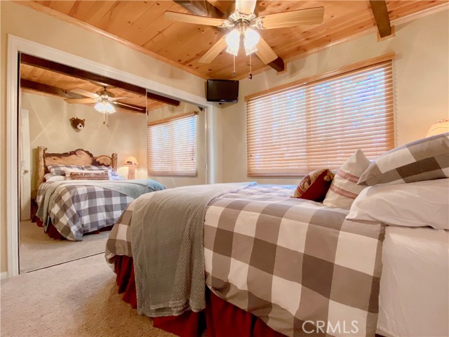 Detail Gallery Image 8 of 11 For 821 W Rainbow Bld, Big Bear City,  CA 92314 - 2 Beds | 1 Baths