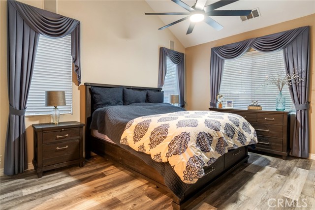 Detail Gallery Image 12 of 38 For 25183 Forest St, Corona,  CA 92883 - 4 Beds | 3 Baths