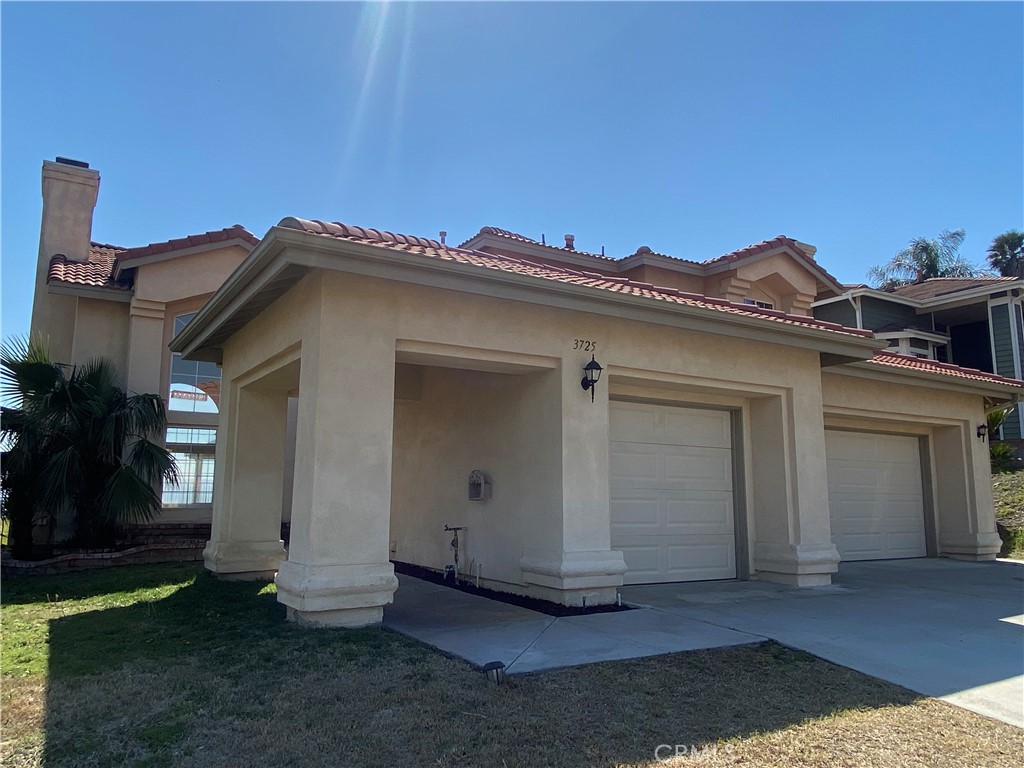 3725 Ridge Line Drive, San Bernardino, CA 92407