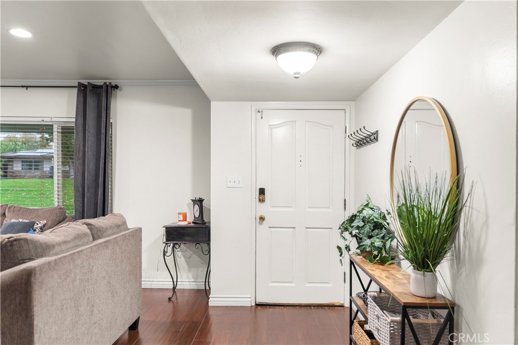 8A8009Dd 4Da3 44Fc B157 23A8798E2821 1811 Country Club, Bakersfield, Ca 93306 &Lt;Span Style='BackgroundColor:transparent;Padding:0Px;'&Gt; &Lt;Small&Gt; &Lt;I&Gt; &Lt;/I&Gt; &Lt;/Small&Gt;&Lt;/Span&Gt;