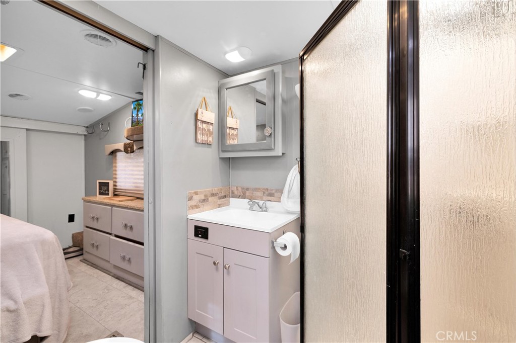 MLS #CV25265417 image #20