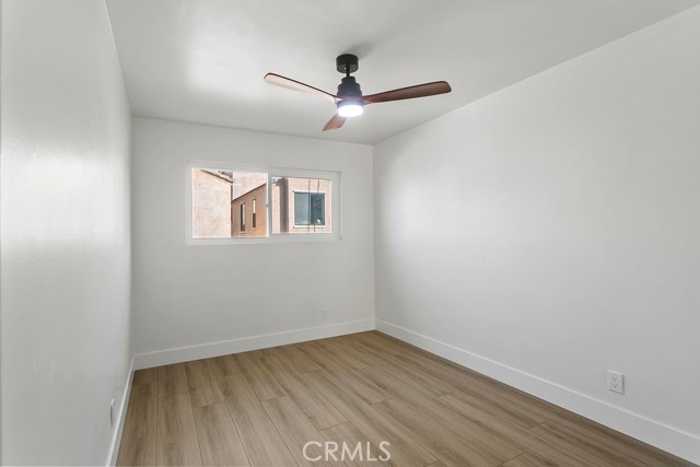 224 13th Street, Huntington Beach CA: https://media.crmls.org/medias/8a804a15-2fb8-42b5-94e8-9feed19ef5de.jpg