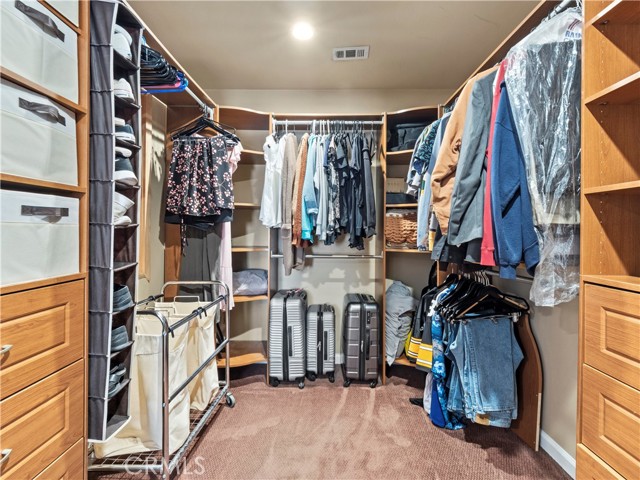 Detail Gallery Image 13 of 40 For 15242 Poppy Meadow St, Canyon Country,  CA 91387 - 3 Beds | 3 Baths