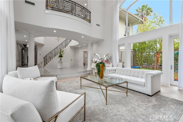 Detail Gallery Image 7 of 41 For 25548 Kingston Ct, Calabasas,  CA 91302 - 5 Beds | 6/1 Baths