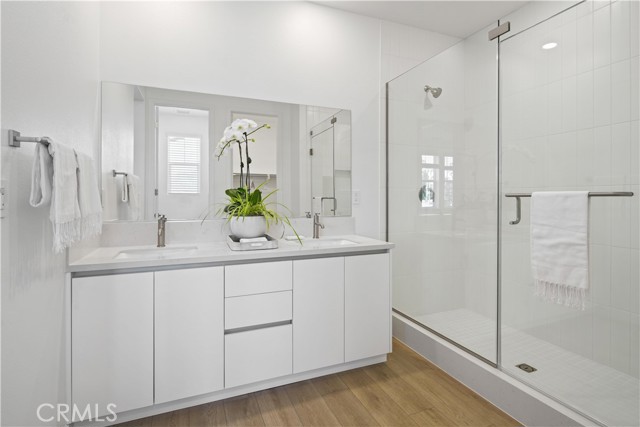 Detail Gallery Image 35 of 36 For 2352 Channel Drive #101,  Ventura,  CA 93003 - 4 Beds | 2/1 Baths