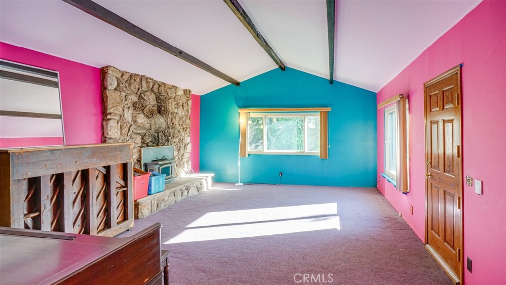 https://media.crmls.org/medias/8a838d28-cc26-425a-98d3-dceb6313c931.jpg?preset=X-Large