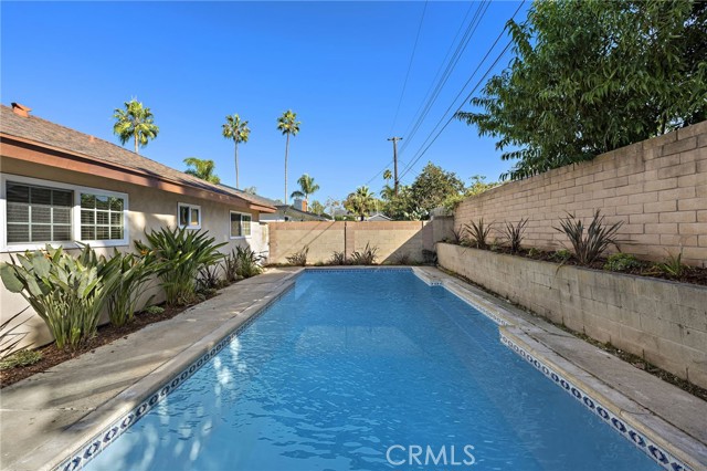 Detail Gallery Image 22 of 23 For 8292 Darsy, Huntington Beach,  CA 92647 - 4 Beds | 2/1 Baths