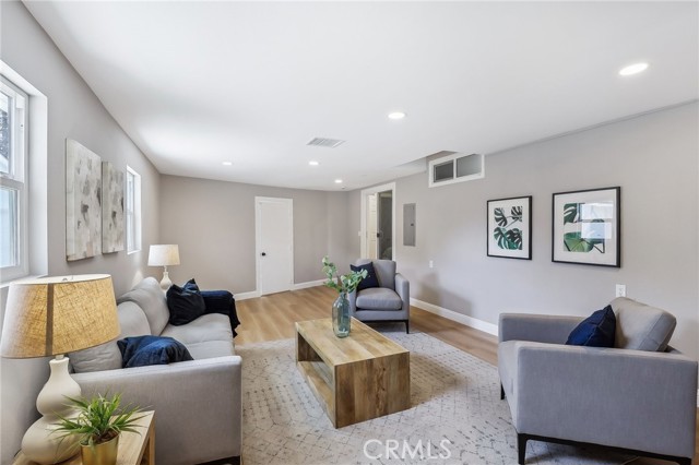 20836 Cortner Avenue, Lakewood CA: https://media.crmls.org/medias/8a84df84-0c4c-479f-950f-b1116dbe2071.jpg