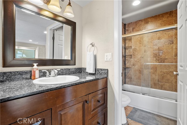 Master Bath (2)
