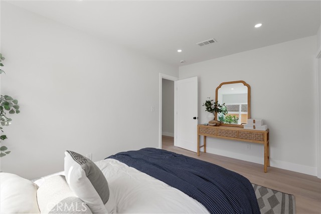 Detail Gallery Image 11 of 25 For 5004 W 138th, Hawthorne,  CA 90250 - 3 Beds | 2 Baths