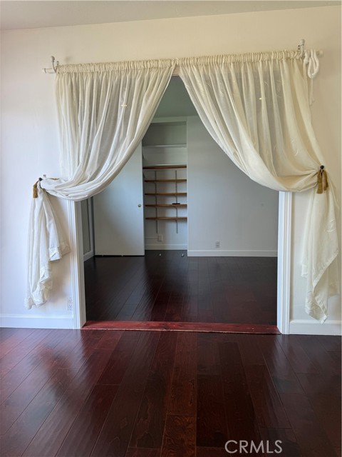 25222 Tasman Road, Laguna Hills CA: https://media.crmls.org/medias/8a86b2a5-624f-4494-84ee-bb206ba28949.jpg