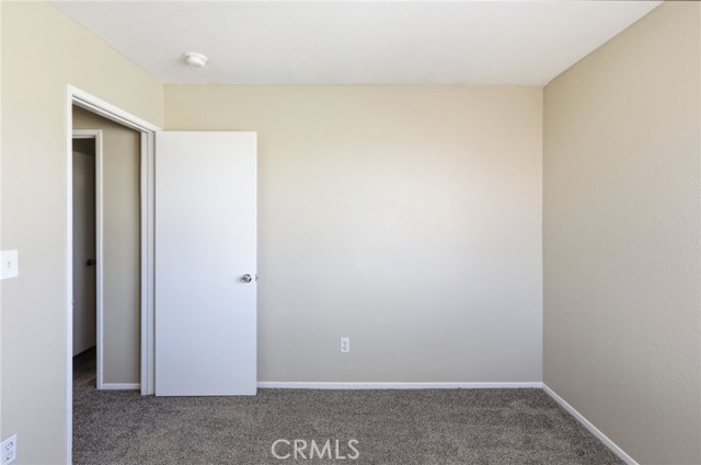 Detail Gallery Image 36 of 59 For 3152 Hampton, Palmdale,  CA 93551 - 3 Beds | 3 Baths