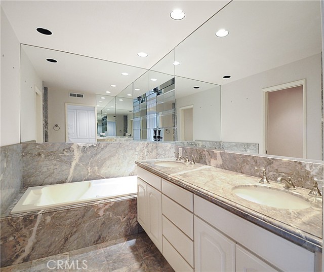 61 Sycamore Lane, Rolling Hills Estates, California 90274, 3 Bedrooms Bedrooms, ,3 BathroomsBathrooms,Residential,Sold,Sycamore,PV22035697