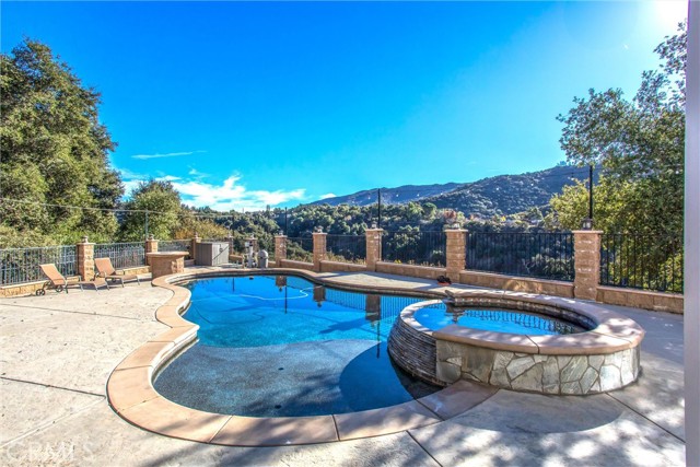 Detail Gallery Image 58 of 62 For 37095 Oak View Rd, Yucaipa,  CA 92399 - 4 Beds | 2/2 Baths